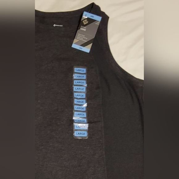 Tank top - Picture 2 of 6